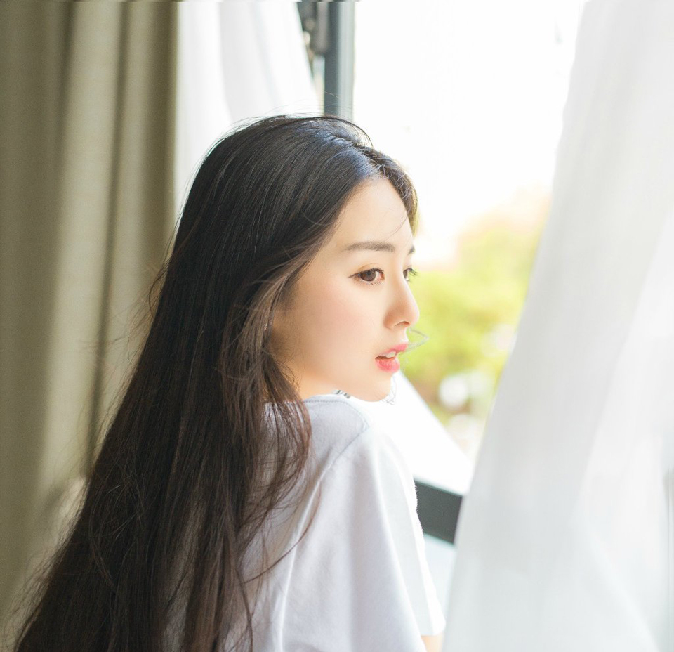 “嗯？”吕蒙总算从巨大的打击中清醒过来，现在绝对不能乱！